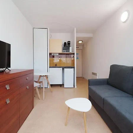 Saint Clair N108 St2 Apartment *